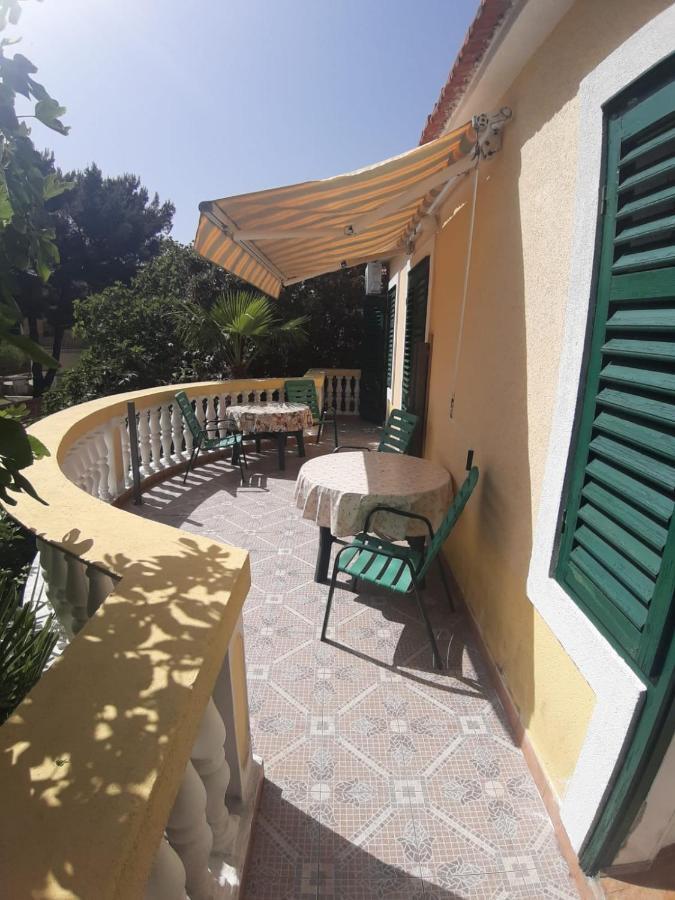 Apartmani Milka Pakostane Exterior photo